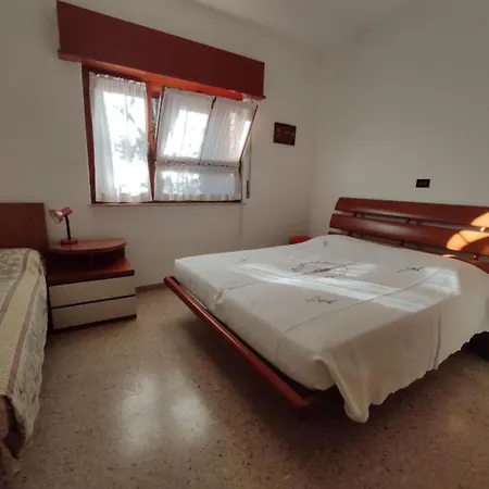 Peaceful Retreat With Garden And Parking شقة